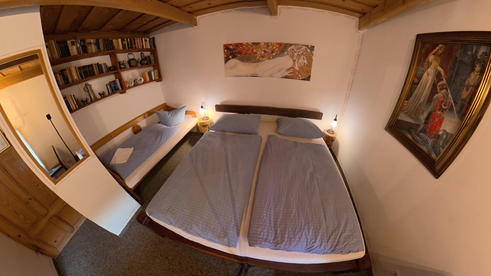 Zimmer 36 · Burgzimmer